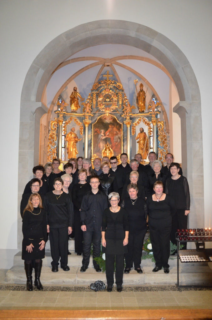 La chorale interparoissiale lors du concert du 10 11 2013